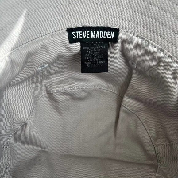 𝅺New Steve Madden Plaid Bucket Hat - Picture 5 of 6
